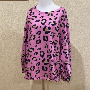 Chic Pink Leopard Long Sleeve Top